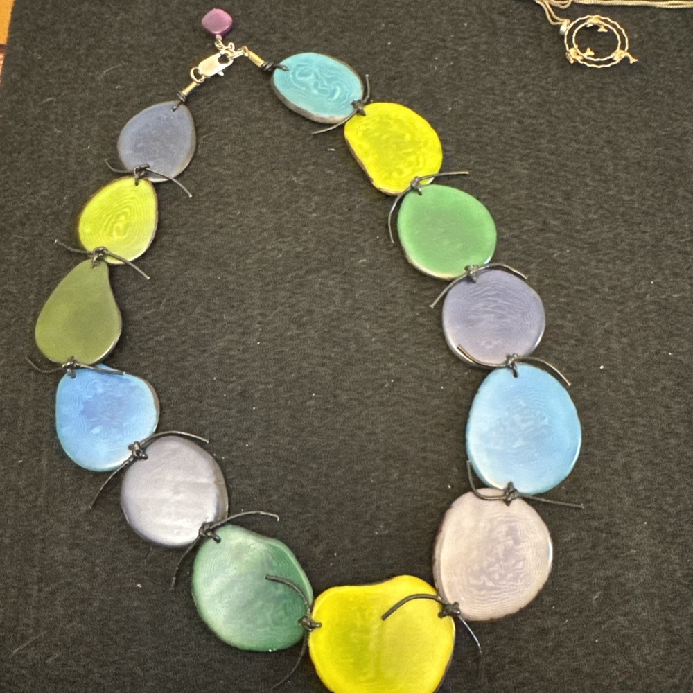 LeJu Vegetable Ivory Statement Necklace in Green and turquoises tones Tones VNTG